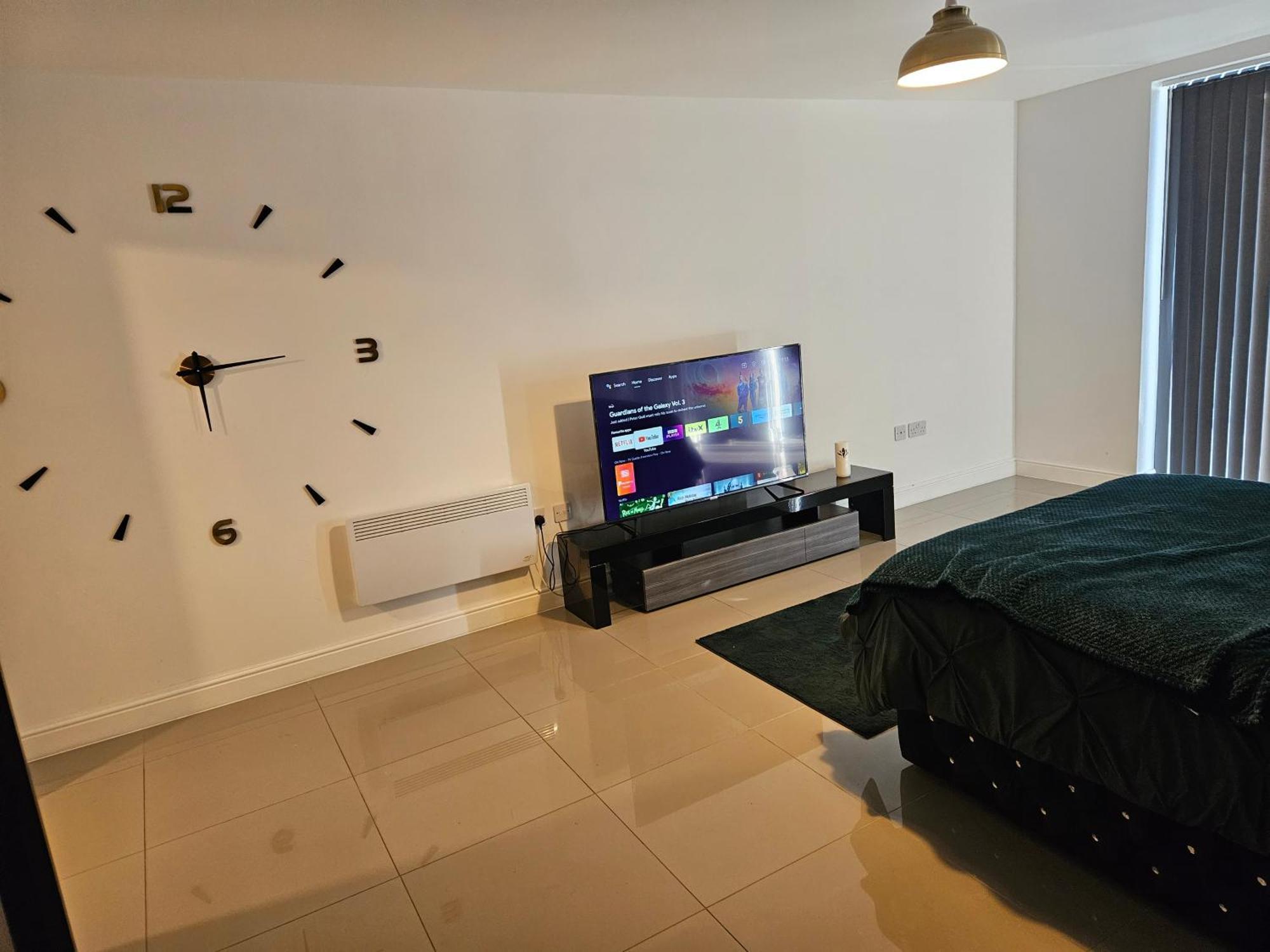 Mna Superior Apartments Μπράντφορντ Δωμάτιο φωτογραφία